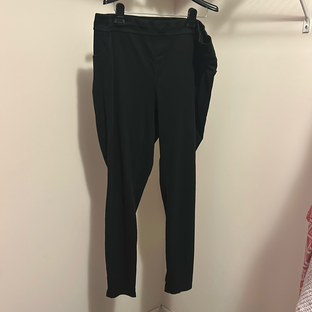 Black jeggings